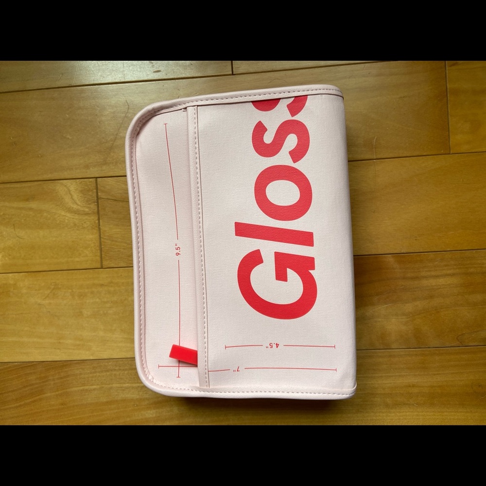 Never used Glossier Beauty Bag
